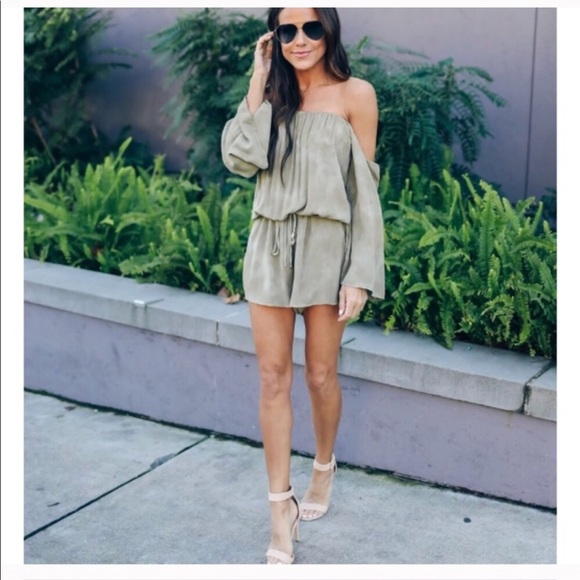 Mustard Seed Pants - NWT! Mustard Seed Off The Shoulder Long Sleeve